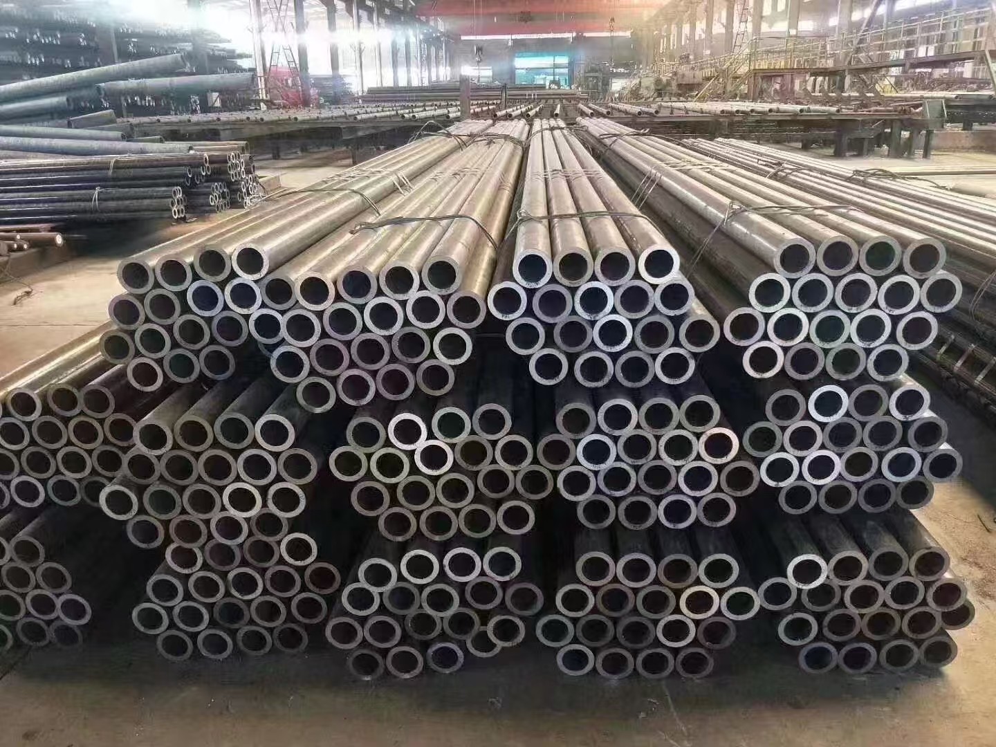 乌海市光亮精密无缝钢管薄壁无缝钢管 - 哪里好